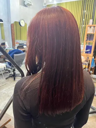 ロング カラー 山口 真里亜のヘアスタイル