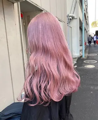 ロング カラー ヘアアレンジ 🫧モテる💗ダメー ジレスハイトーン🫧のヘアスタイル