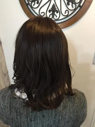 カラー 中山 ルミ子のヘアスタイル