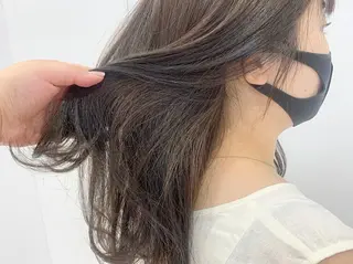 ミディアム カラー 透明感♡︎♡︎ 佐々木早苗のヘアスタイル