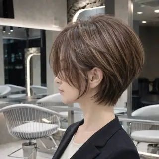 ショート 《髪質改善✖️レイヤ ー🩶》ナオヤのヘアスタイル