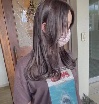 ミディアム カラー grand juteのヘアスタイル