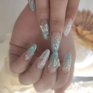 ネイル RUNWAY 　　の眉毛・アイブロウイメージ