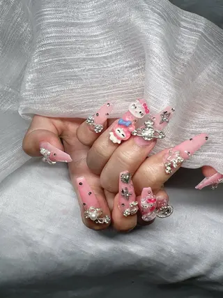 ネイル Lee Nailsのネイルデザイン