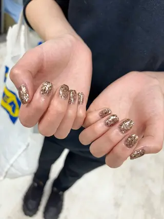 ネイル 吉田 里菜のネイルデザイン