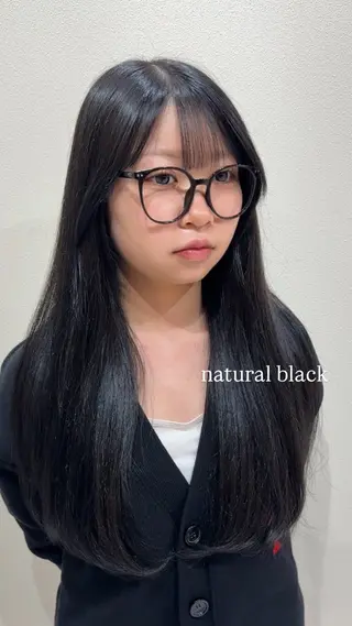 ロング カラー ワンホン×髪質改善 つのーか🩶‪🫧のヘアスタイル