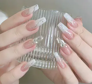 ネイル D-BEAUTY Nailsalonのネイルデザイン
