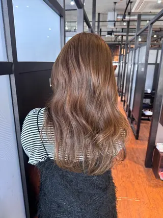 セミロング sora/ 暖色カラー🌷のヘアスタイル