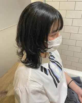 ミディアム カラー パーマ ヘアアレンジ メンズ キッズ ネイル マツエク・マツパ 🫧垢抜けヘア🫧 SHIORIのヘアスタイル