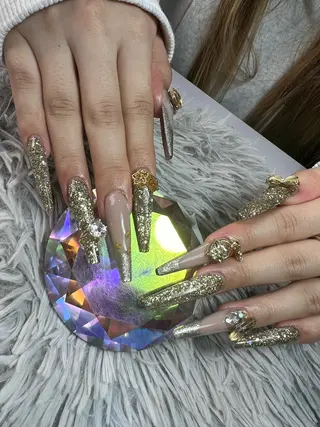 ネイル シェヌネイル JURAのネイルデザイン