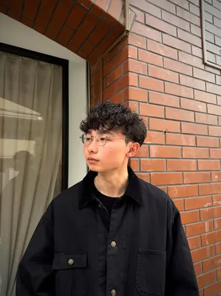 ショート パーマ メンズ 保坂 駿太郎のヘアスタイル