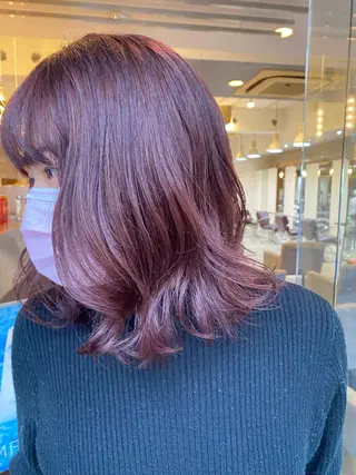 ミディアム カラー パーマ ヘアアレンジ メンズ キッズ ネイル mana 暖色カラーカットのヘアスタイル