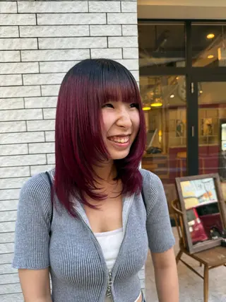 カラー ma naのヘアスタイル
