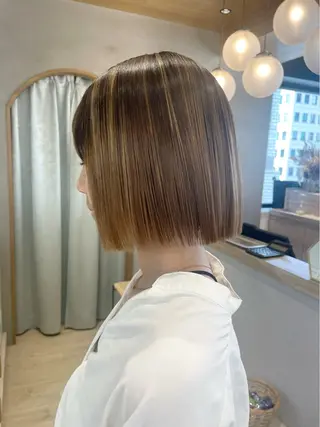 ミディアム オリーブベージュ/シ ョートボブたまき🧡のヘアスタイル