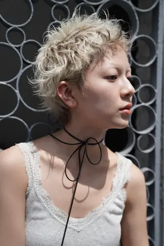 ショート カラー ズミ/レイヤー🦖艶 カラー/Wカラーのヘアスタイル