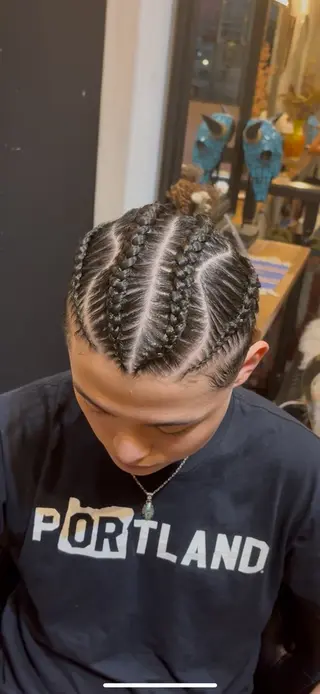 ヘアアレンジ メンズ コーンロウ/ ブレイズ　大田竜也のヘアスタイル