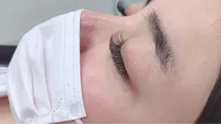 セミロング マツエク・マツパ 《LB》ラブリエ Nail&eyeのマツエク・マツパデザイン