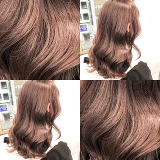 セミロング カラー ハイトーン×レイヤー カットTAKUMIのヘアスタイル