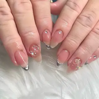 ネイル healing 【ヒルリン】のネイルデザイン