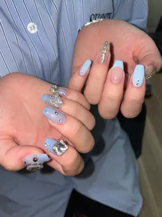 ミディアム ネイル YUNA FUKUDAのネイルデザイン