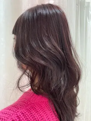 ミディアム 對馬 光梨のヘアスタイル