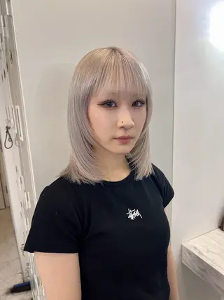 ミディアム カラー ✨縮毛矯正✖︎顔周り レイヤー✨ナカムラのヘアスタイル