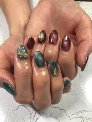 ネイル 石谷 詩織のネイルデザイン