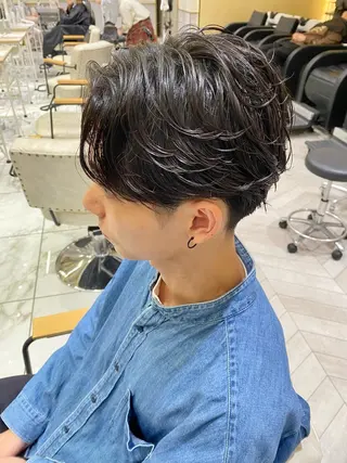 ショート パーマ メンズ 酸スト/フェザー パーマ/三谷海斗のヘアスタイル