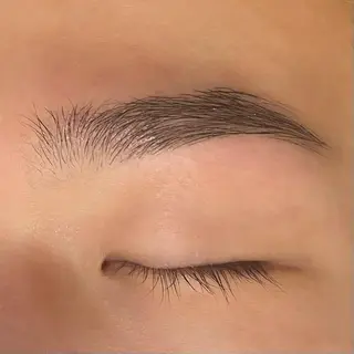 メンズ アイブロウ une fleur_ ereaのマツエク・マツパデザイン