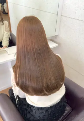 カラー Hip's eyes meiのヘアスタイル