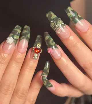 ネイル CoMo Nailのネイルデザイン