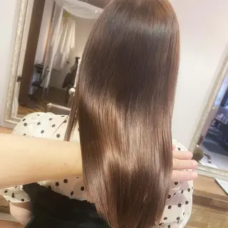 セミロング カラー 髪質改善特化 安東駿介のヘアスタイル