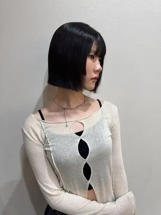 ミディアム 上田 莉那のヘアスタイル