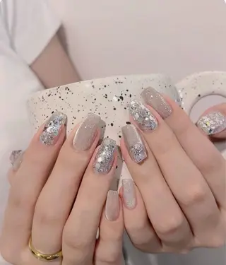 ネイル AKIKO ネイルサロンのネイルデザイン