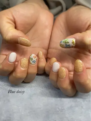 ネイル Blue daisy 栄本店のネイルデザイン