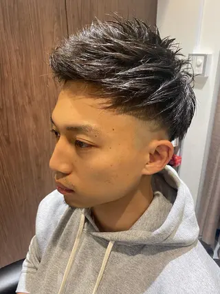 ショート 小野 大輔のヘアスタイル