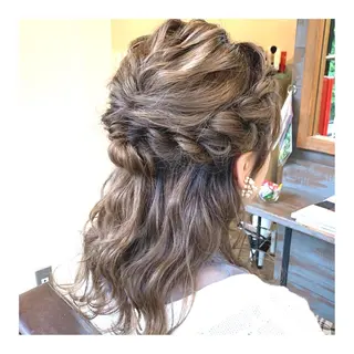セミロング ヘアアレンジ 🌻あいり merci.🌻のヘアスタイル