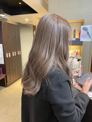 ロング 天王寺ハイトーン rinkaのヘアスタイル