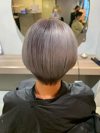 ショート カラー 美髪・シールエクステ ホソタニリョウコのヘアスタイル