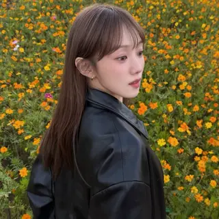 セミロング カラー nonoka オリーブ/レイヤーのヘアスタイル