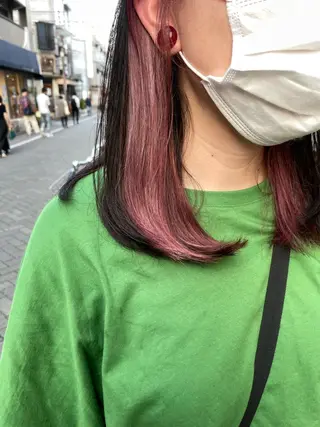ミディアム カラー 小原 慧美のヘアスタイル