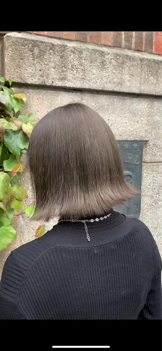 ミディアム カラー れい🫧 ハイトーン特化のヘアスタイル