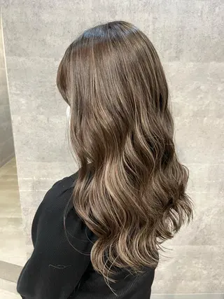 ロング カラー 難波/ハイトーン 🦋AOI🦋のヘアスタイル