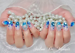 ネイル Momo 🤍のネイルデザイン