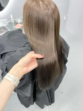 ロング カラー THE MAISONのヘアスタイル
