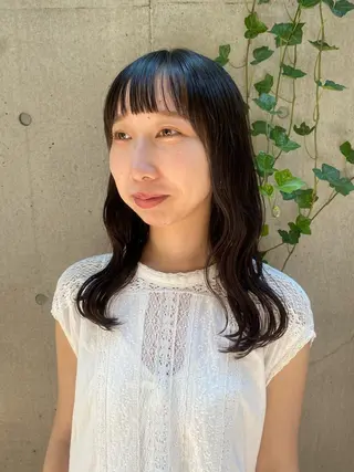 セミロング 大人可愛い♡コテ巻き パーマ🌼杉田 萌恵のヘアスタイル