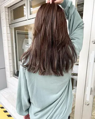 セミロング テトネ タカシのヘアスタイル