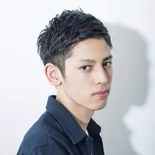 メンズ パーマ 坂田 洋介のヘアスタイル