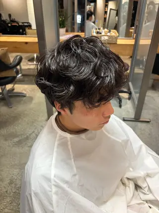 パーマ メンズ 辻 愛麗のヘアスタイル
