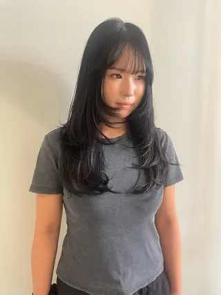 ロング カラー 渋谷 留菜のヘアスタイル